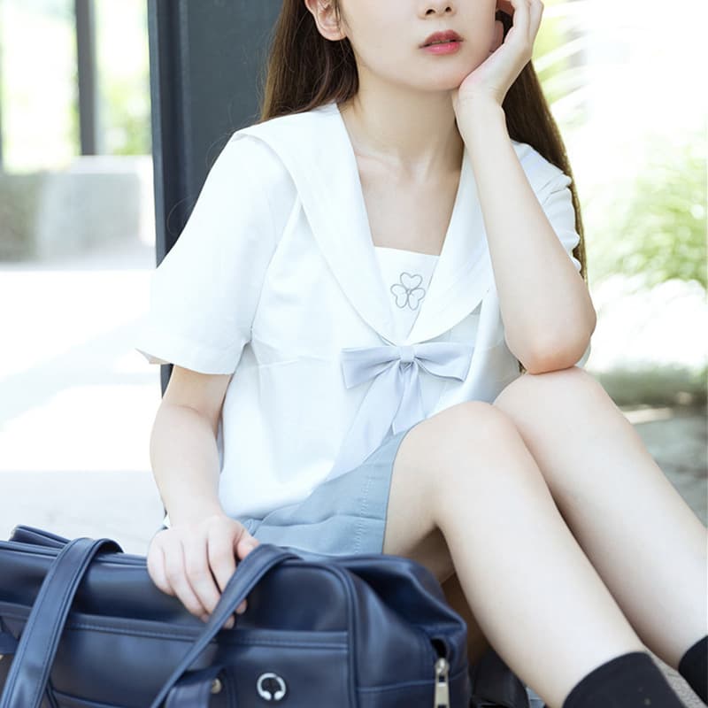 セーラー服 清楚リボン飾り 半袖セーラーブラウス