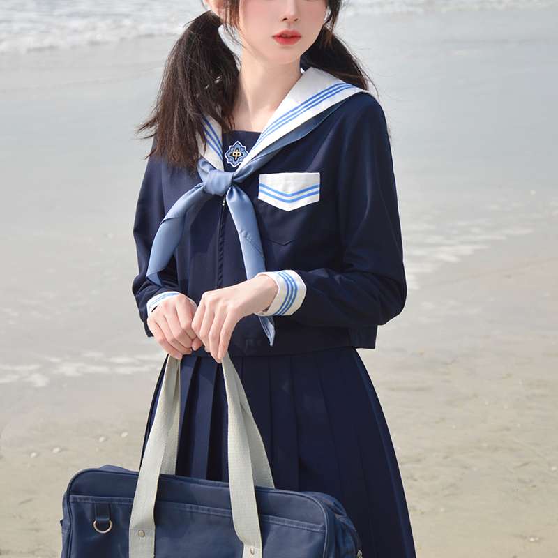 セーラー服 海辺の思い出 制服