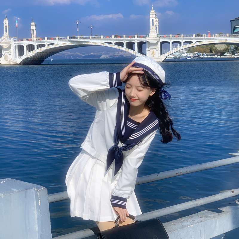 セーラー服 爽やかマリンスタイル