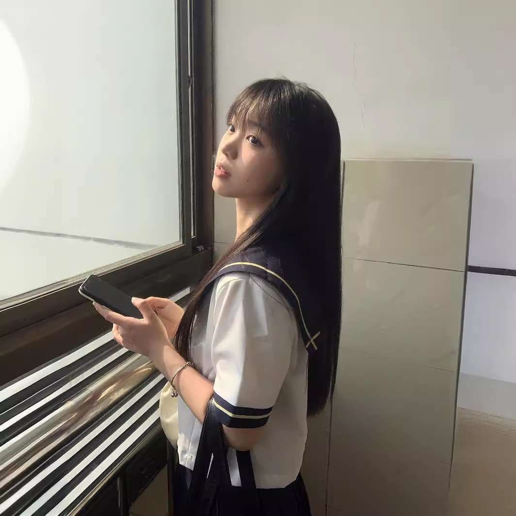 セーラー服 清楚な女学生風 紺白2トーン