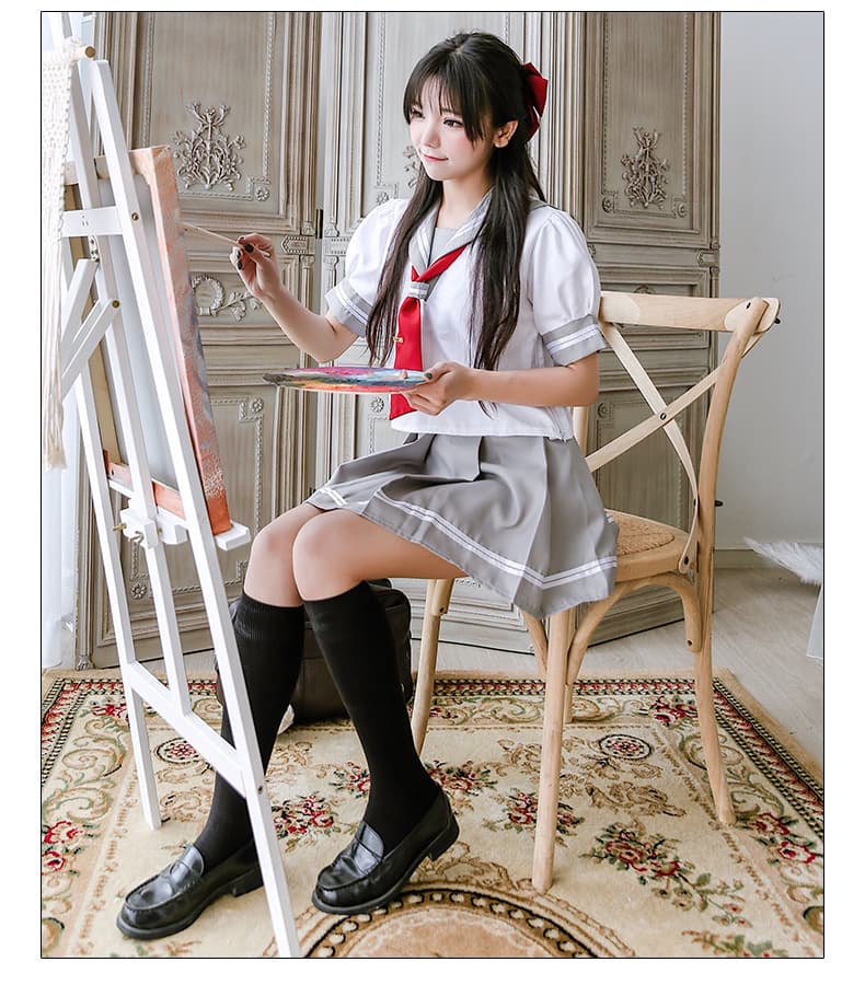 セーラー服 清涼感あふれる夏用