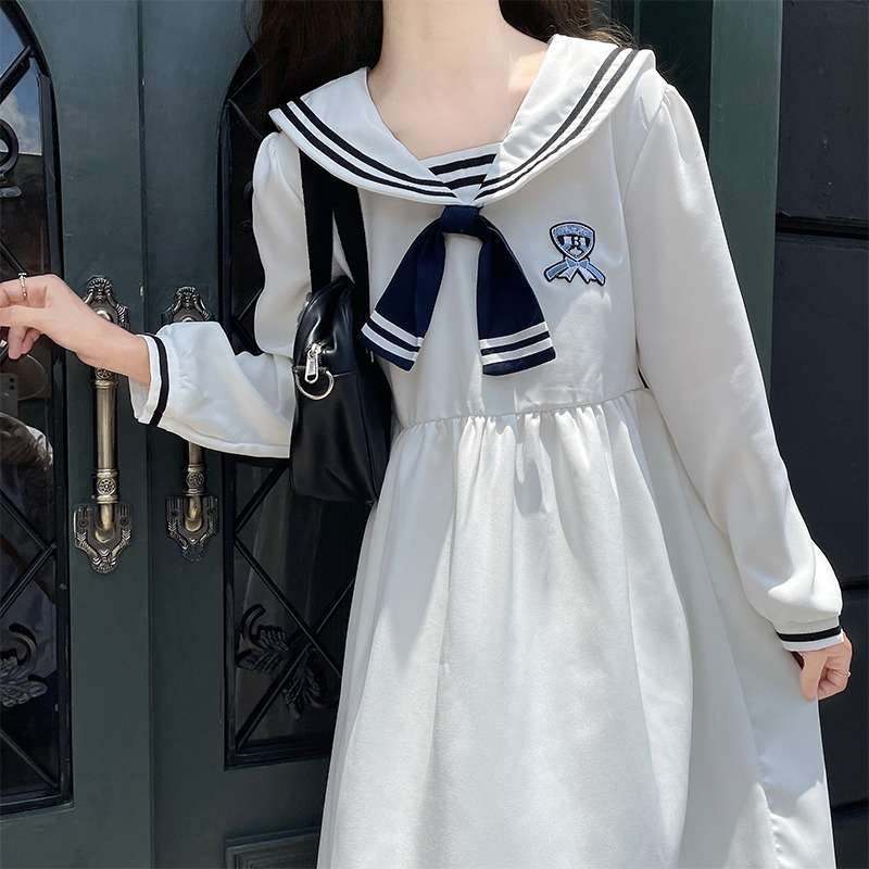 セーラー服 レトロ風セーラーカラーワンピース