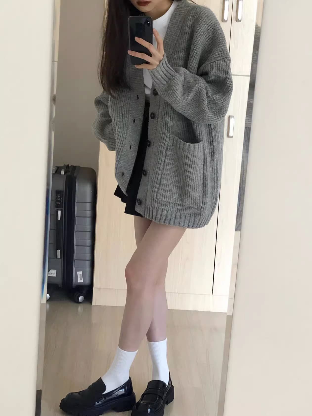 セーラー服 ふんわりリブ編みポケット付きニットカーディガン