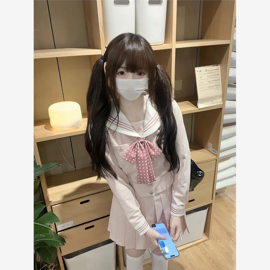 セーラー服 さくら刺繍入り水玉リボン