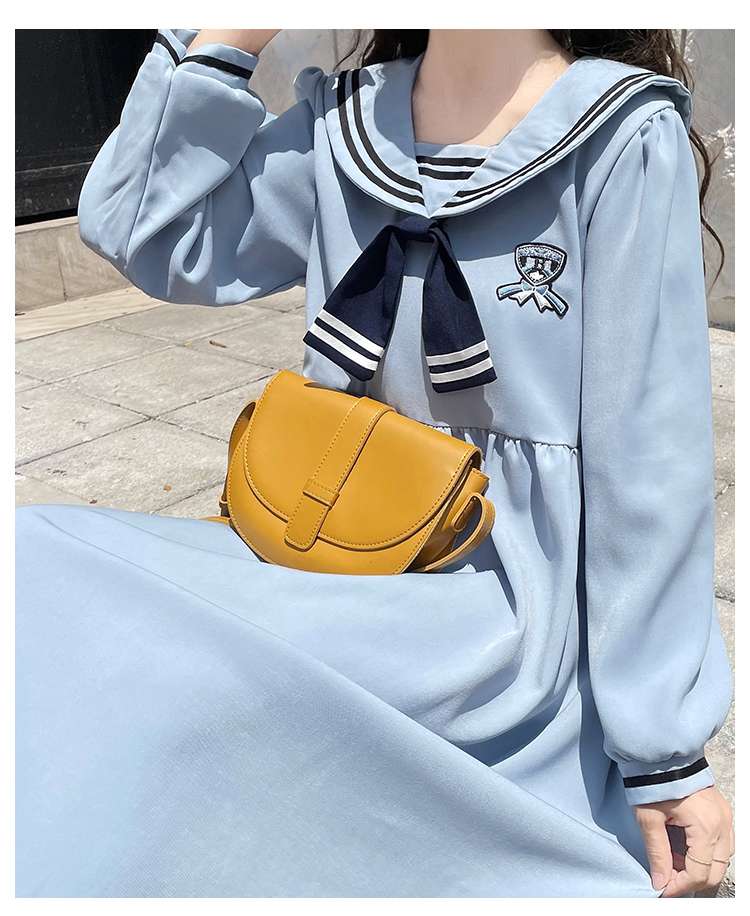 セーラー服 レトロ風セーラーカラーワンピース