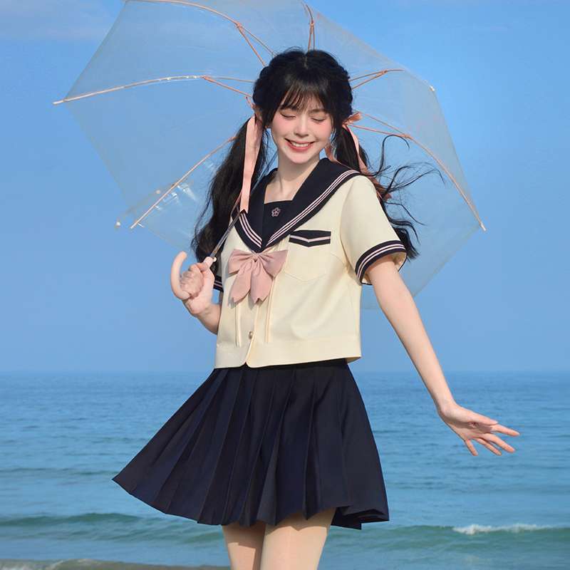 セーラー服 夏の海辺 コスプレ衣装
