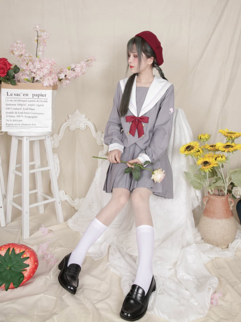 セーラー服 花刺繍入り清楚セーラー制服
