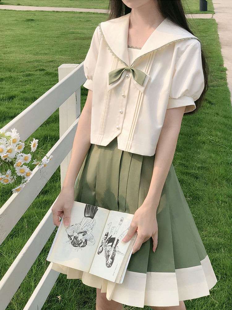セーラー服 清楚な雰囲気の学生風 セット