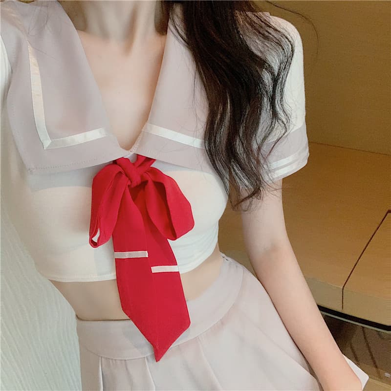 セーラー服 甘美リボン付きショート丈セーラー風上下セット