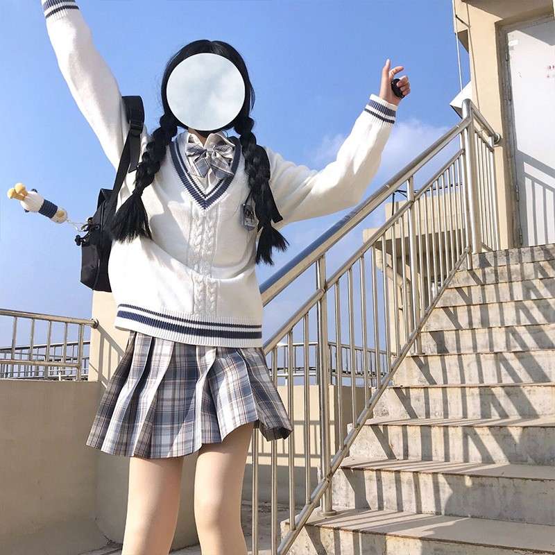 セーラー服 学園風セーラーカーディガン 清楚な白ニット