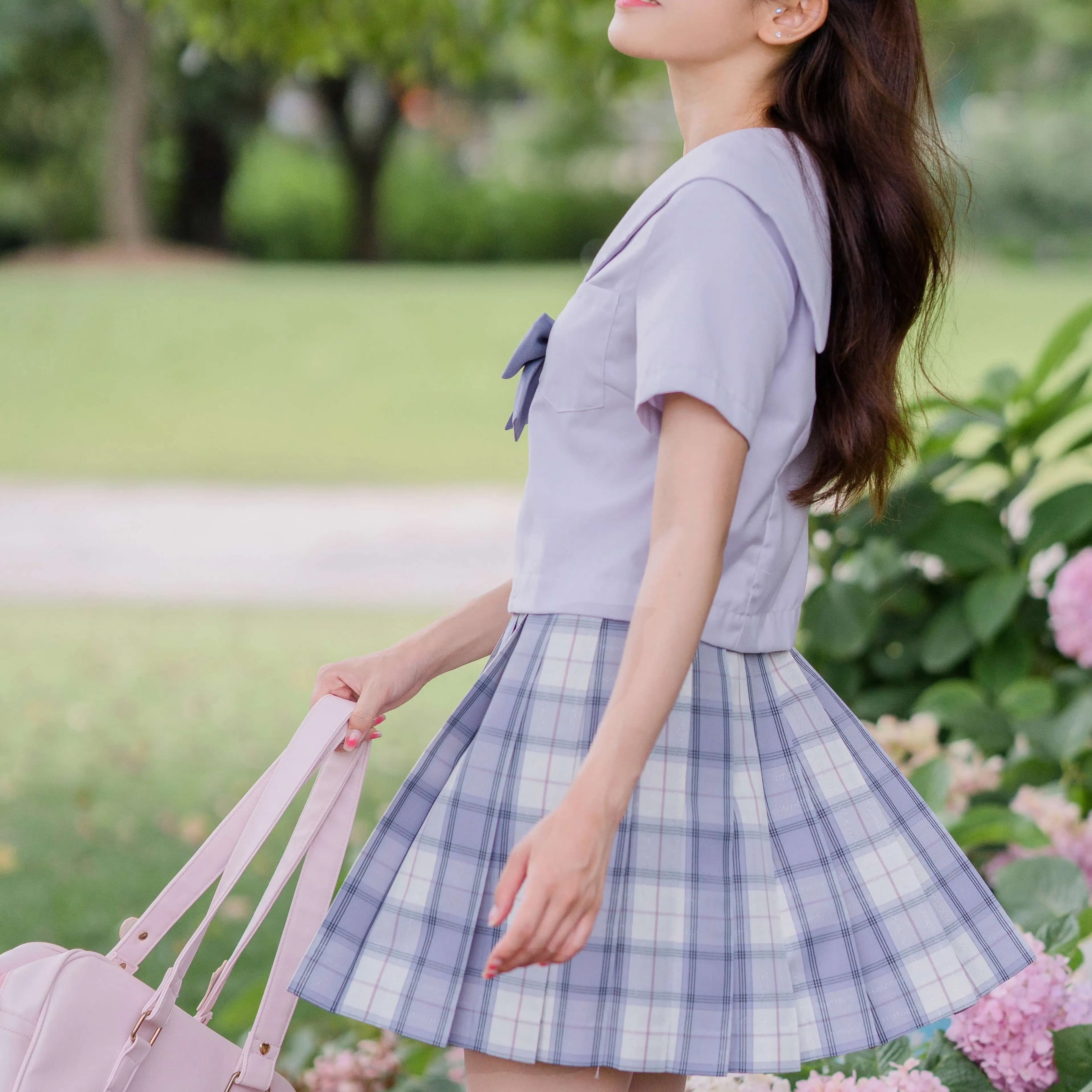 セーラー服 リボン飾り付き清楚セーラーブラウス