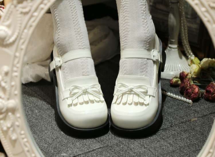 セーラー服 セーラーリボン付きストラップシューズ