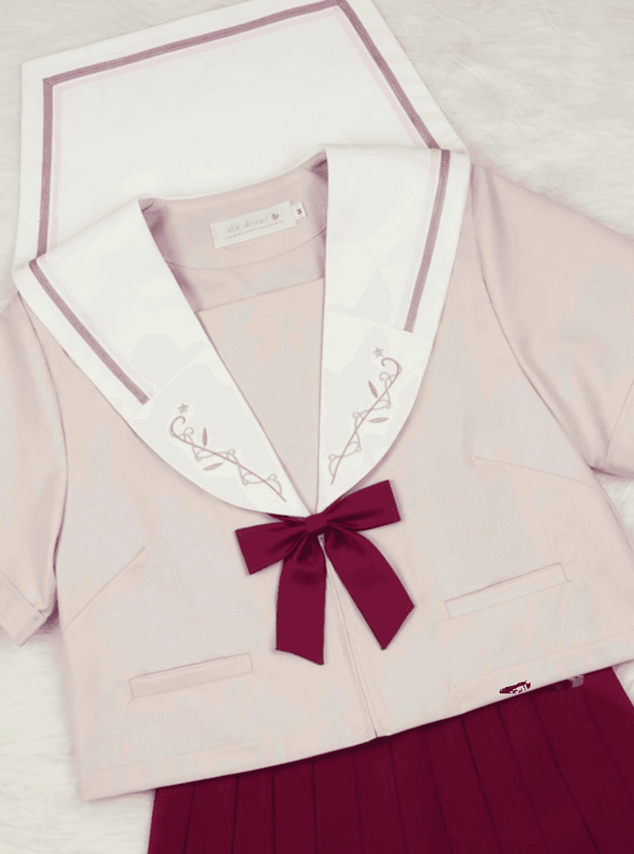 セーラー服 乙女心くすぐるレトロ風