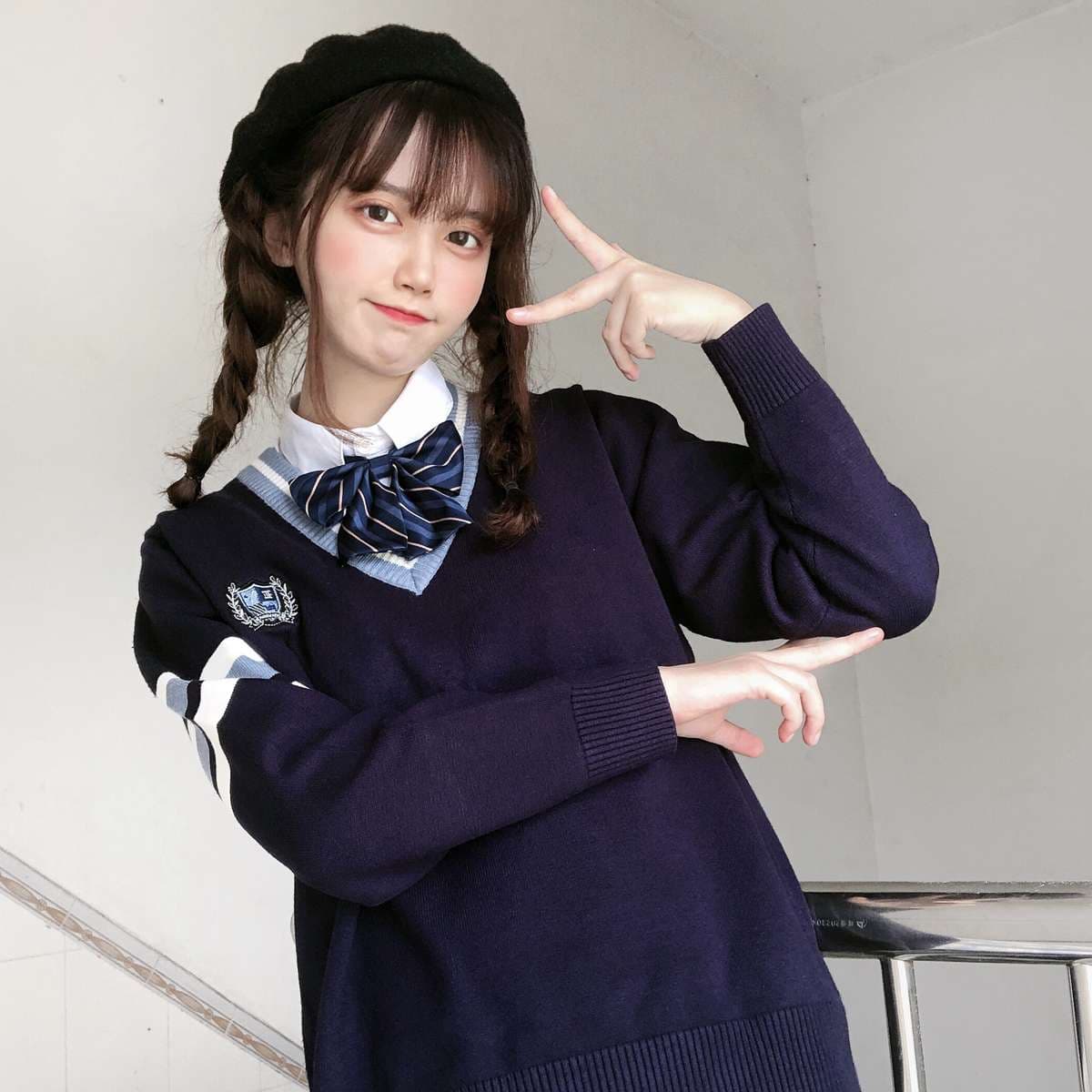 セーラー服 学園風Vネックセーラーニットセーター