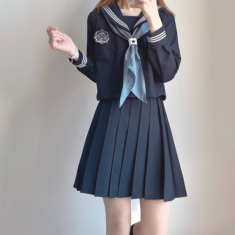 セーラー服 クラシック刺繍入り トップス