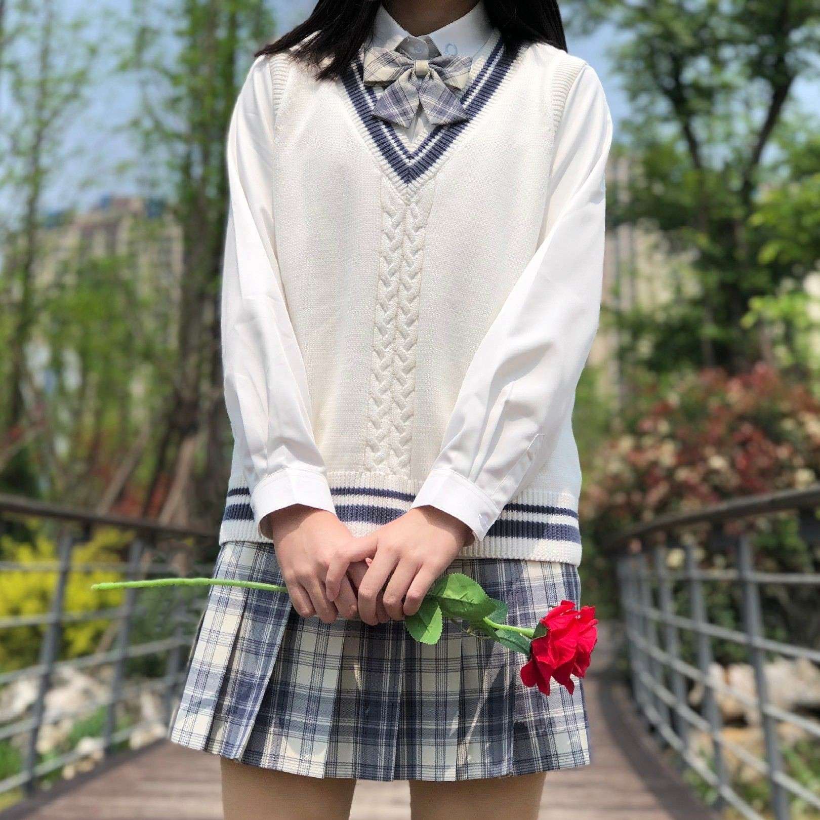 セーラー服 学園風セーラーカーディガン 清楚な白ニット