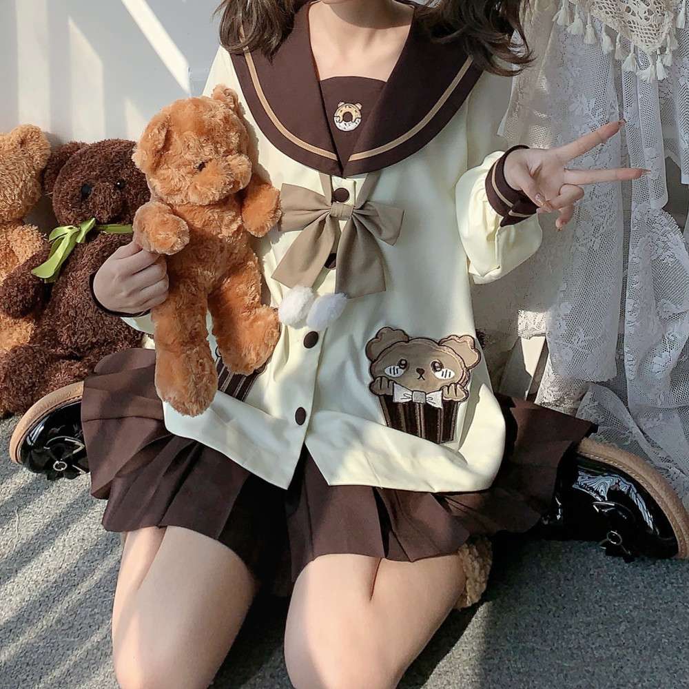 セーラー服 くまちゃんカップケーキ