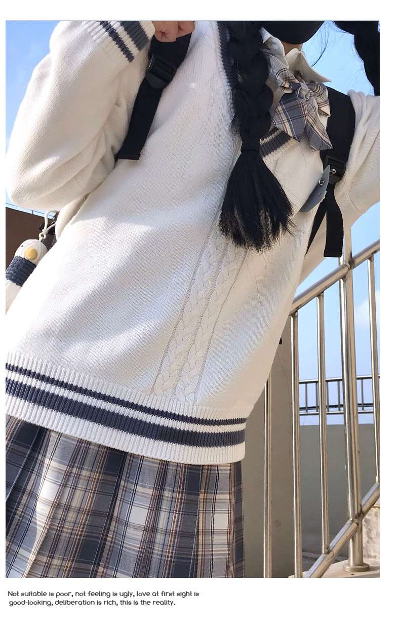 セーラー服 学園風セーラーカーディガン 清楚な白ニット