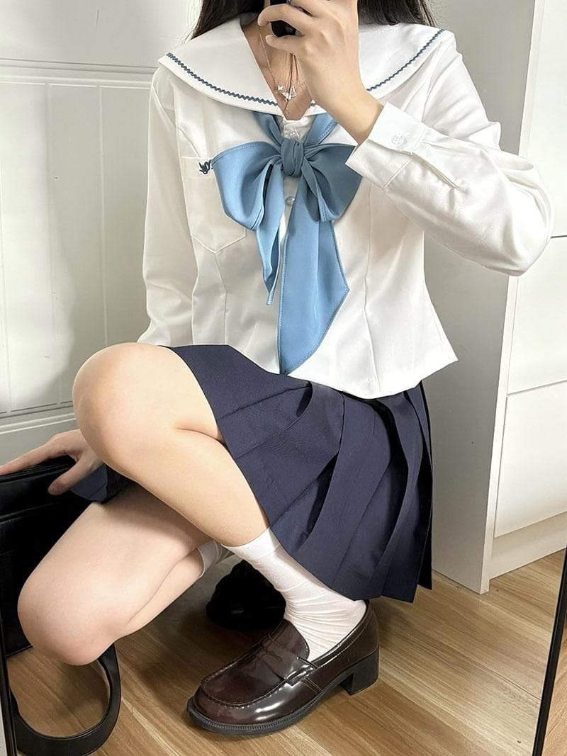 セーラー服 優美リボン付き長袖セーラートップス
