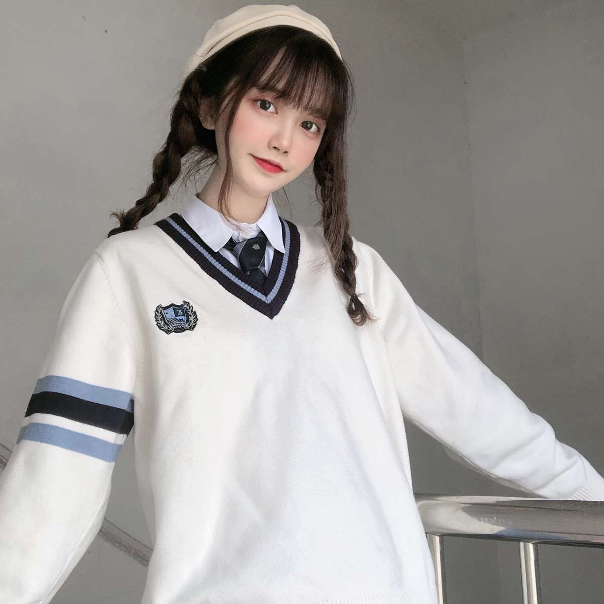 セーラー服 学園風Vネックセーラーニットセーター