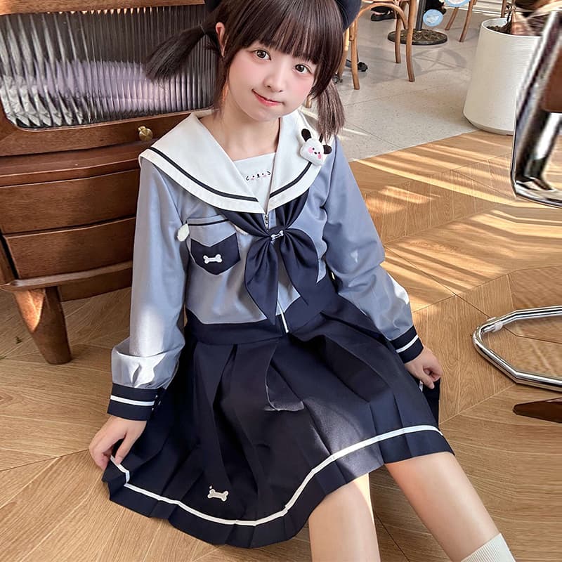 セーラー服 うさぎさん刺繍入り制服スタイル