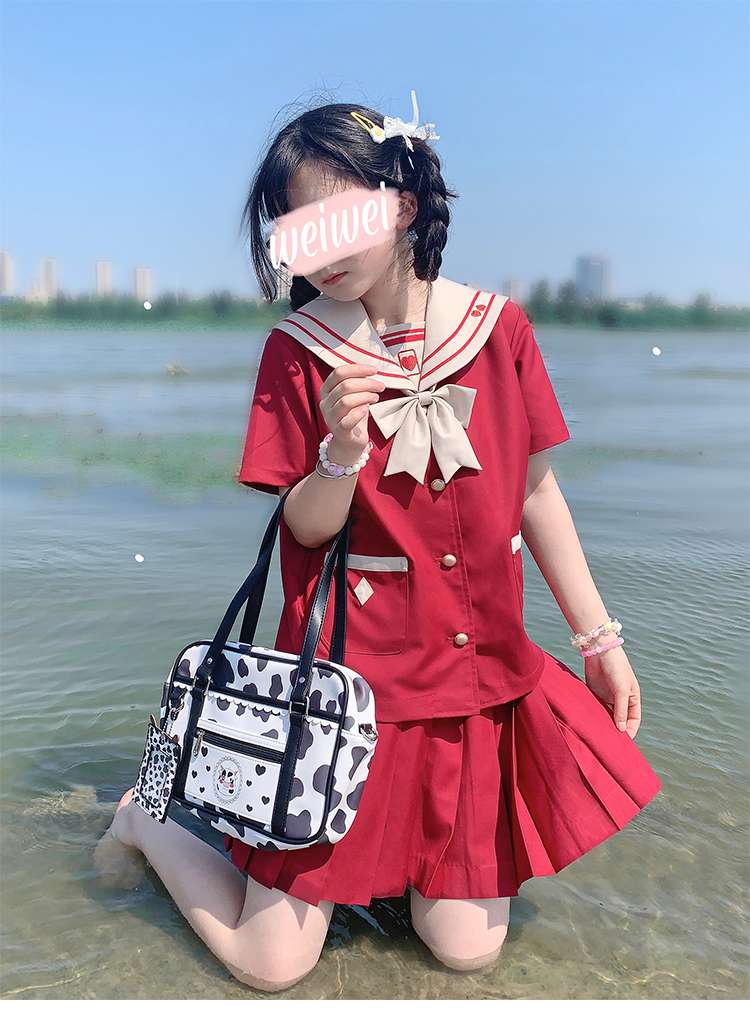 セーラー服 清楚可憐な制服風セーラーワンピース