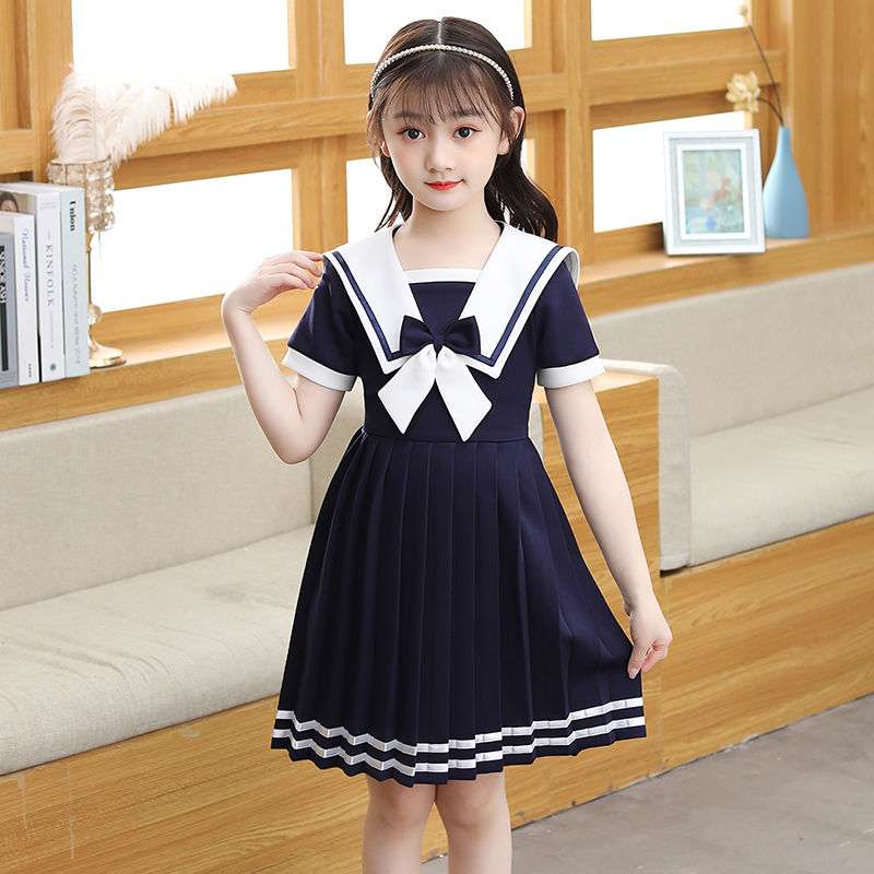 セーラー服 少女の夏向けセーラー風 プリーツワンピース
