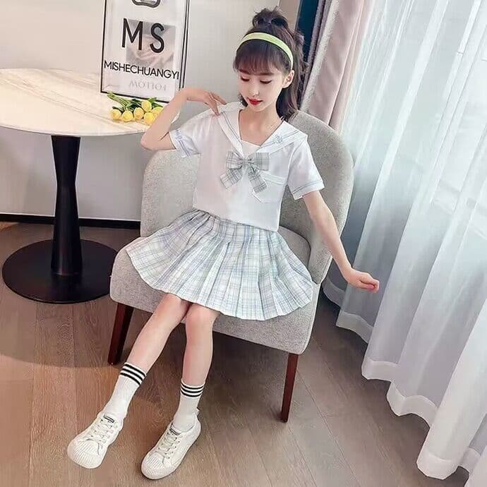 セーラー服 格子柄リボン付き学園風セーラー半袖ブラウス