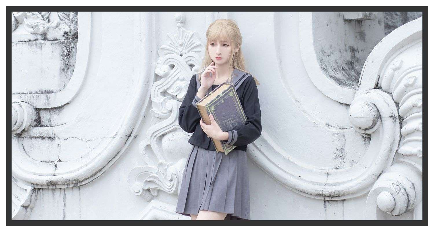 セーラー服 星章付き黒灰ツートン