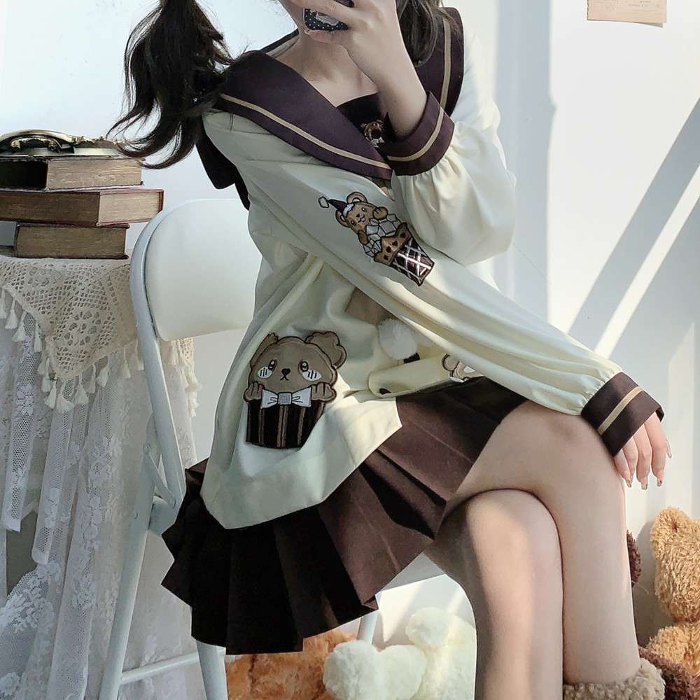 セーラー服 くまちゃんカップケーキ