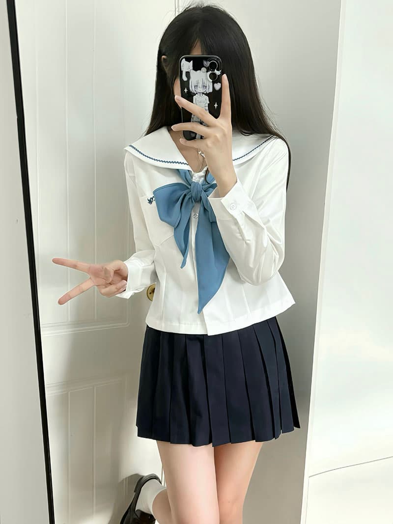 セーラー服 優美リボン付き長袖セーラートップス