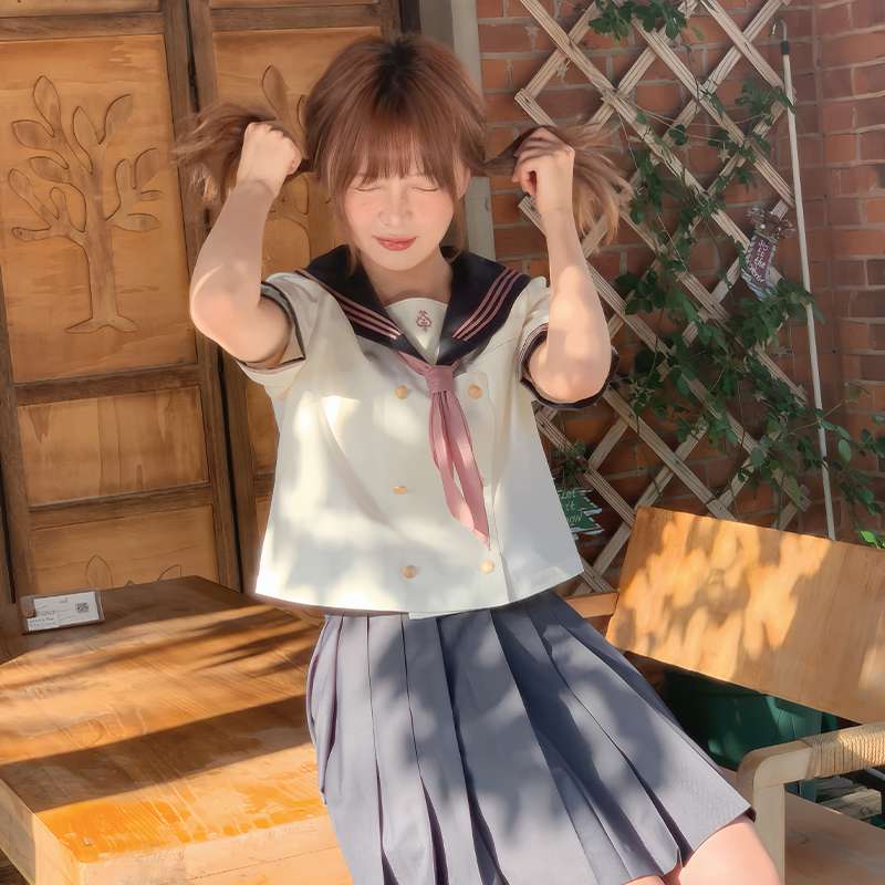 セーラー服 清楚可愛い学生風 コスプレ衣装