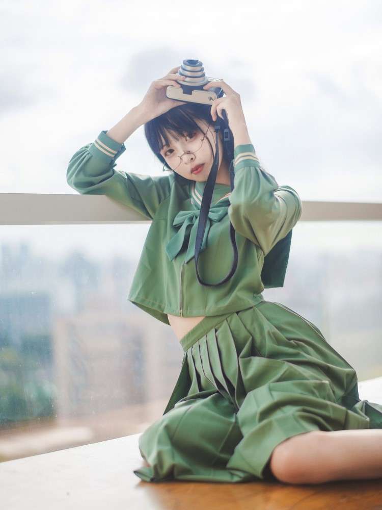セーラー服 清涼感溢れる学園風セーラーワンピース