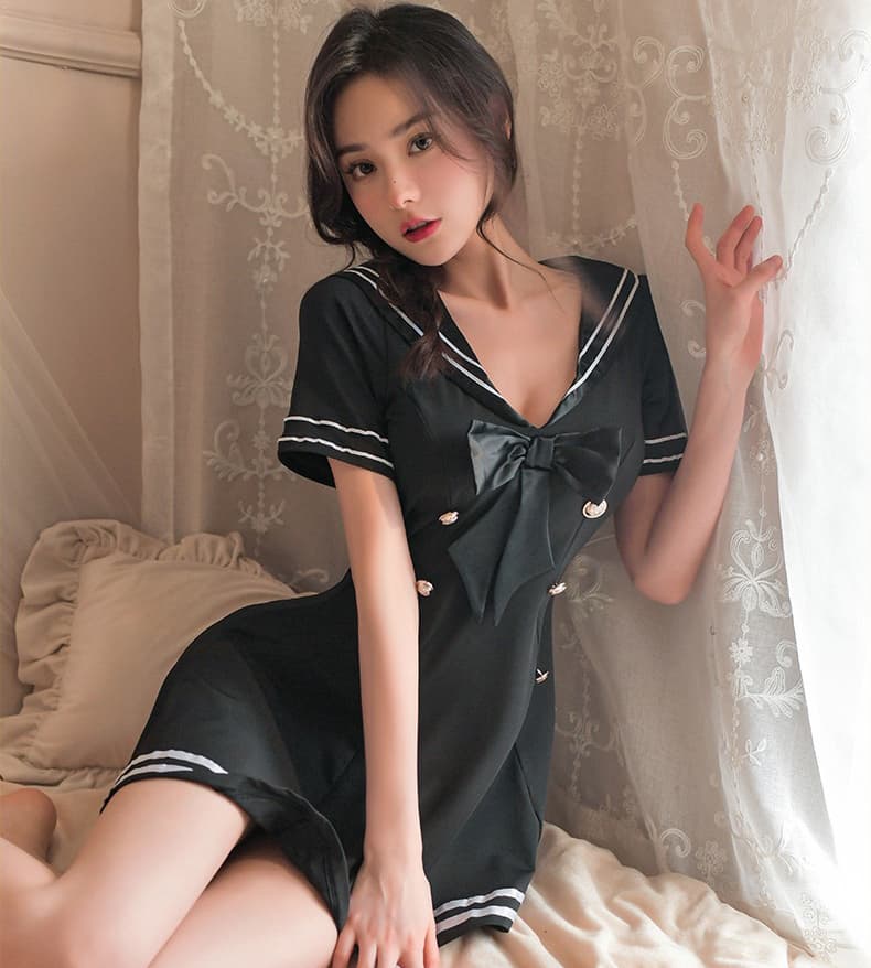 セーラー服 黒色 海軍風 コスプレ衣装 リボン付き