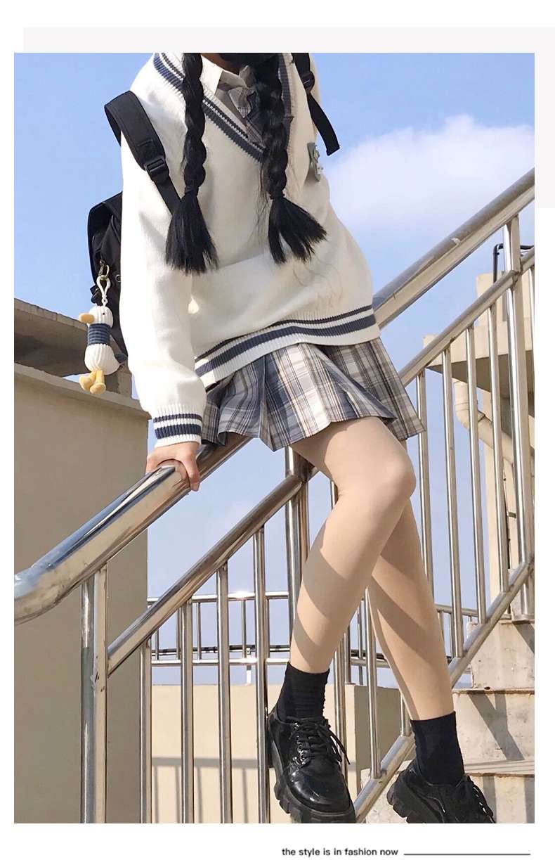 セーラー服 学園風セーラーカーディガン 清楚な白ニット