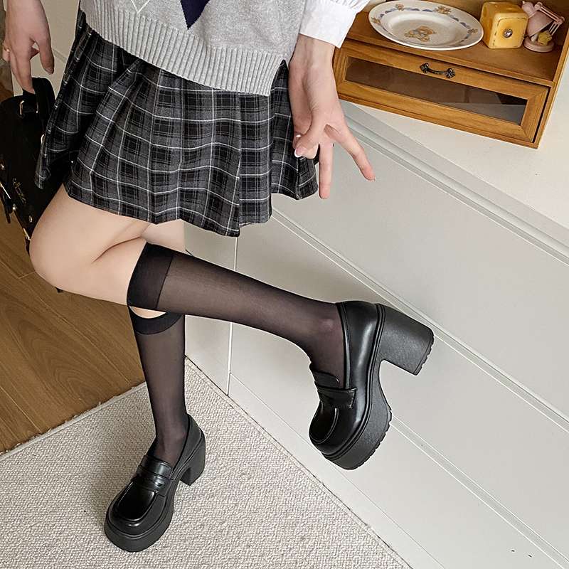 セーラー服 ゴシック風厚底ローファー