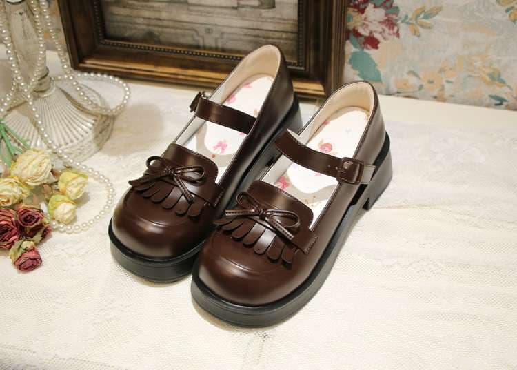 セーラー服 ふさ飾りリボン付きストラップシューズ