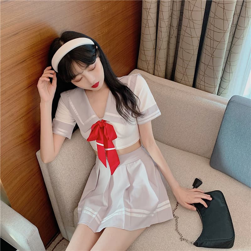 セーラー服 甘美リボン付きショート丈セーラー風上下セット