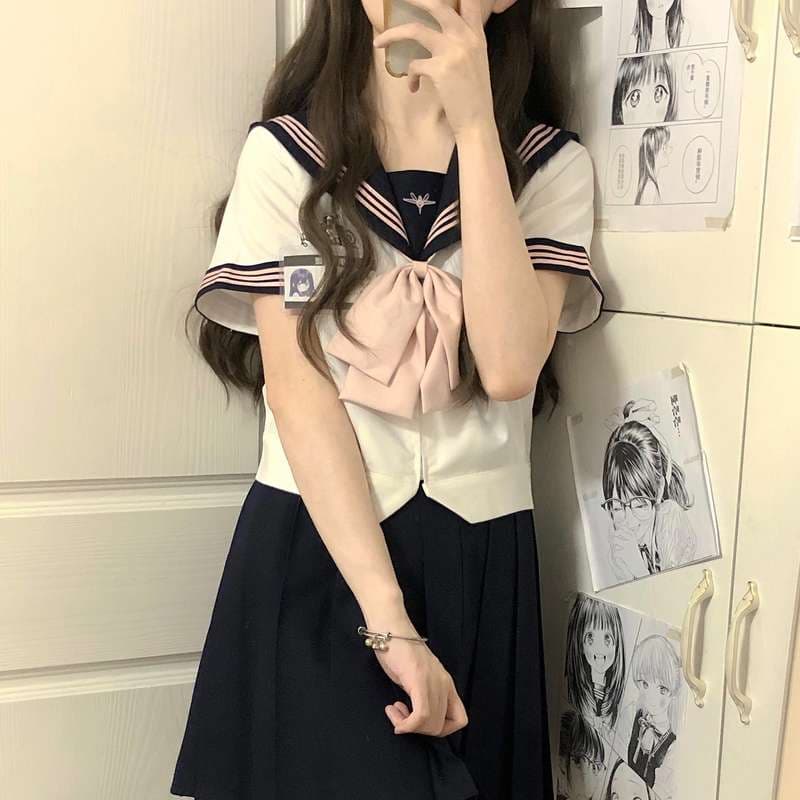 セーラー服 コスプレ用制服