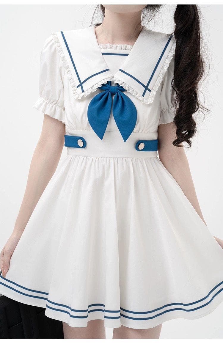 セーラー服 レース縁取り大きめ襟のセーラーブラウス
