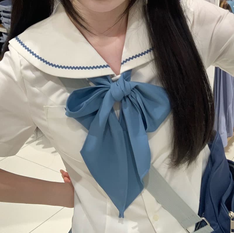 セーラー服 優美リボン付き長袖セーラートップス