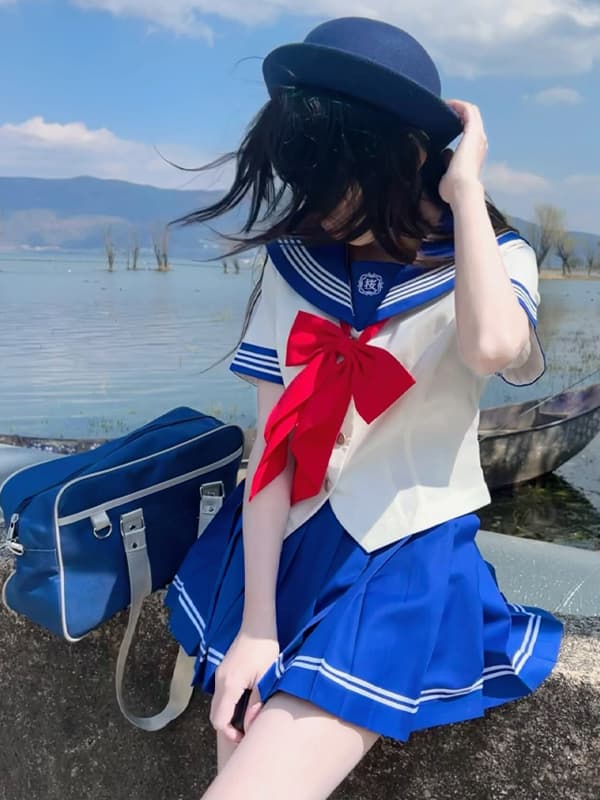 セーラー服 伝統的マリン風