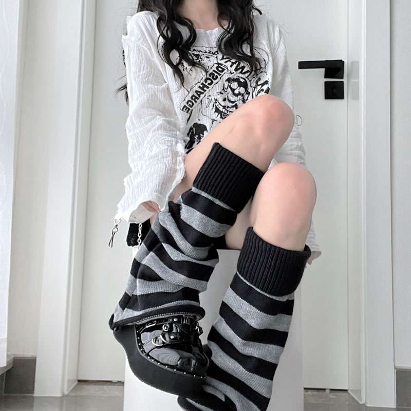 セーラー服 ストライプ柄オーバーニーソックス