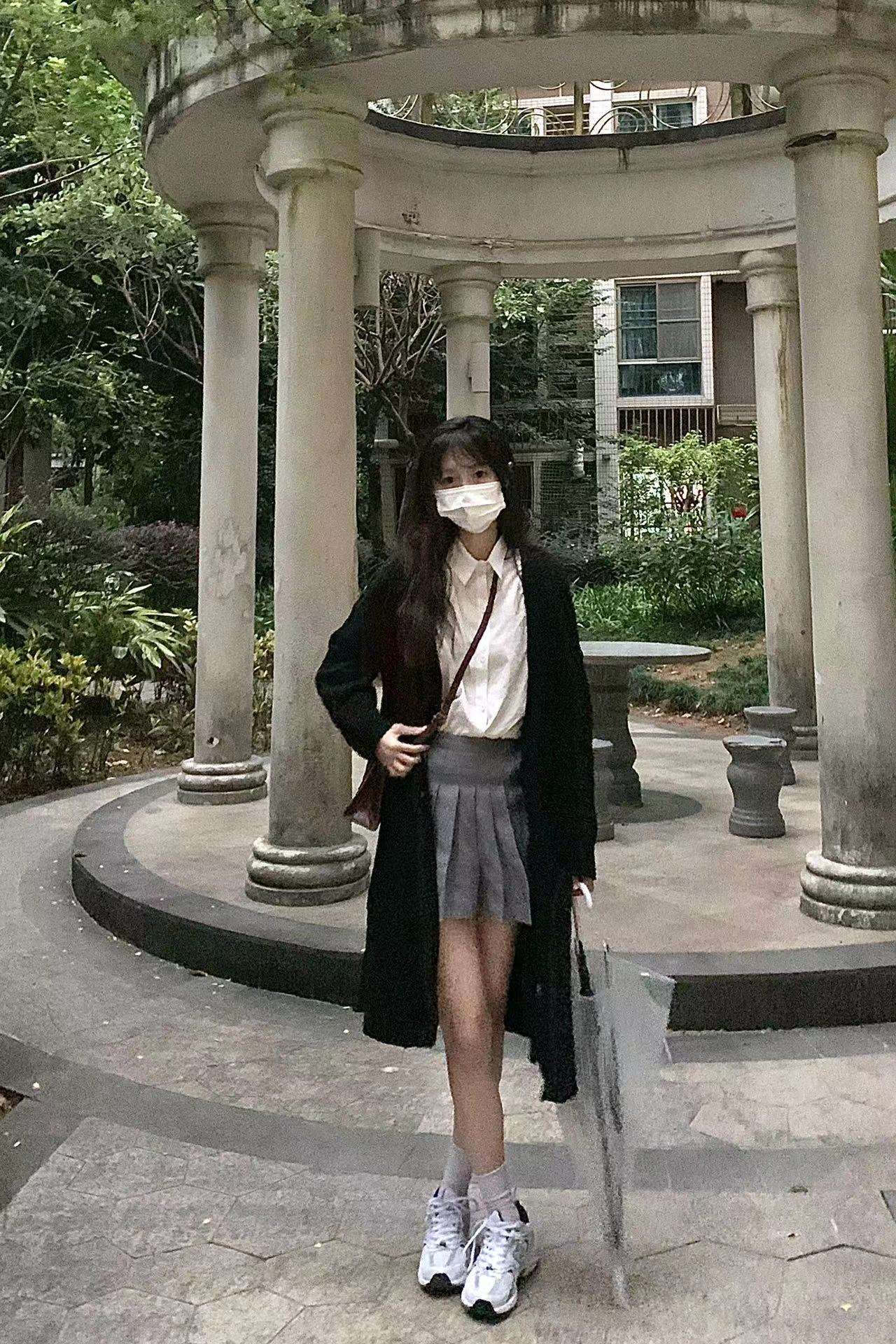 セーラー服 ミドル丈膝上ニットカーディガン