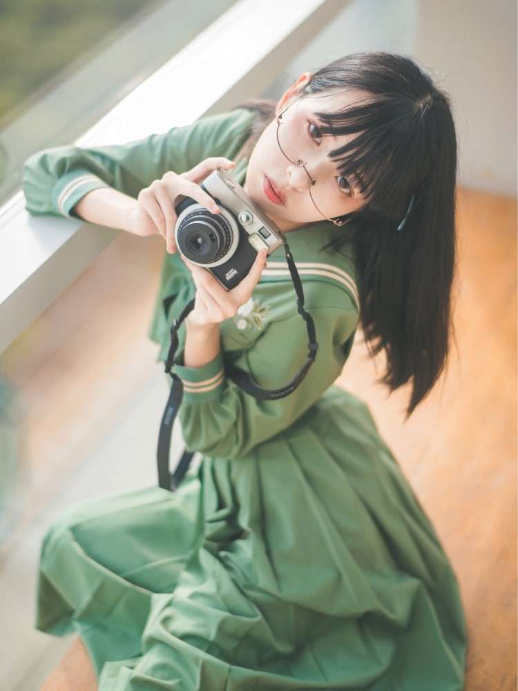 セーラー服 清涼感溢れる学園風セーラーワンピース