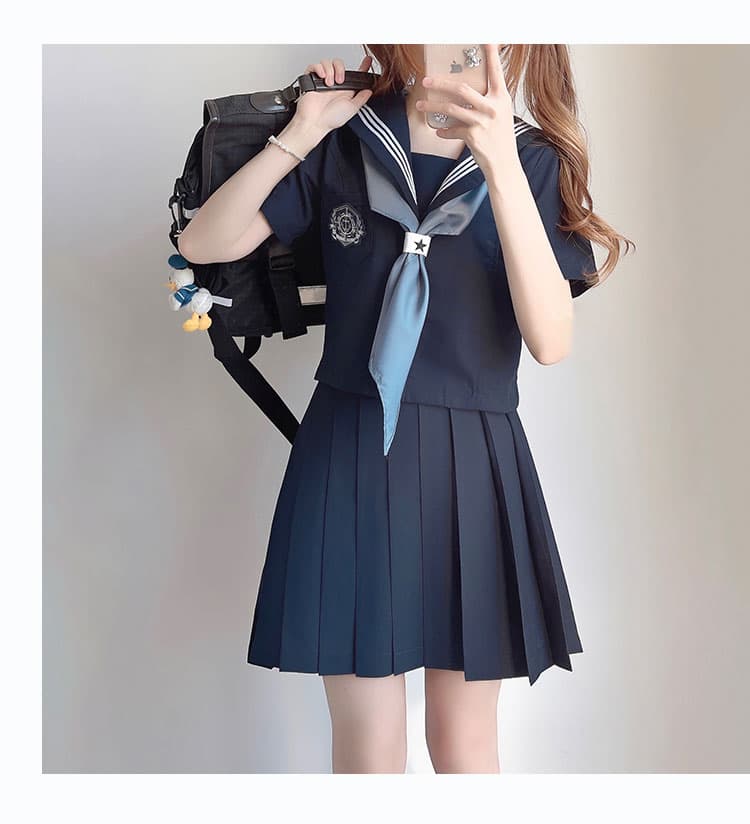 セーラー服 クラシック刺繍入り トップス