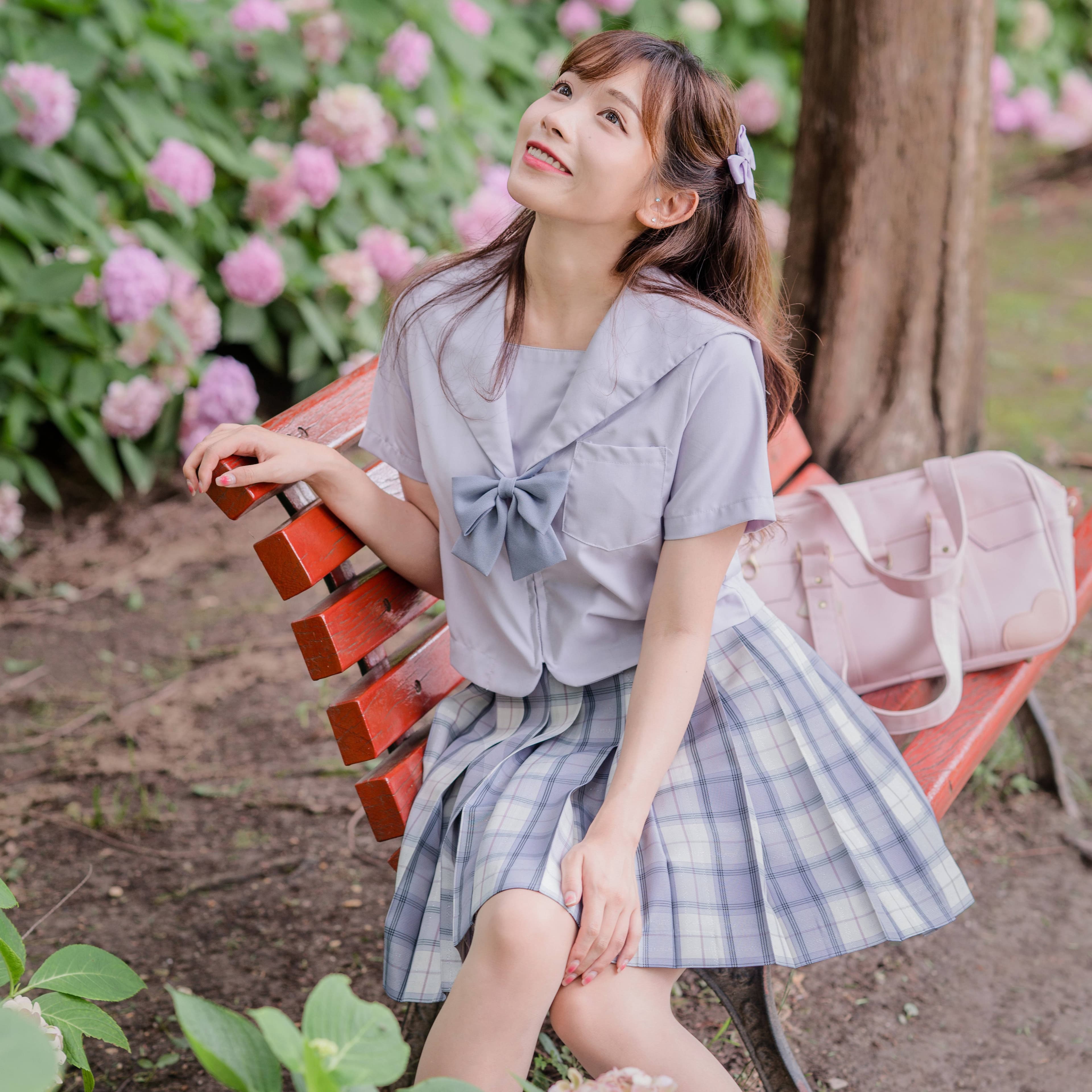 セーラー服 リボン飾り付き清楚セーラーブラウス