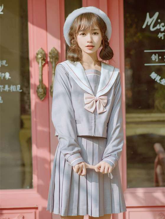 セーラー服 上品で優雅な学園風